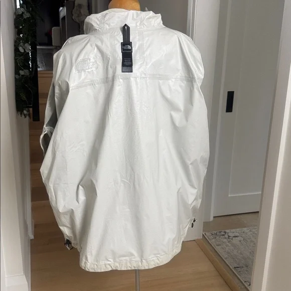 The North Face HyVent 2.5L Men's Waterproof Hooded Jacket size XXL - Picture 9 of 10
